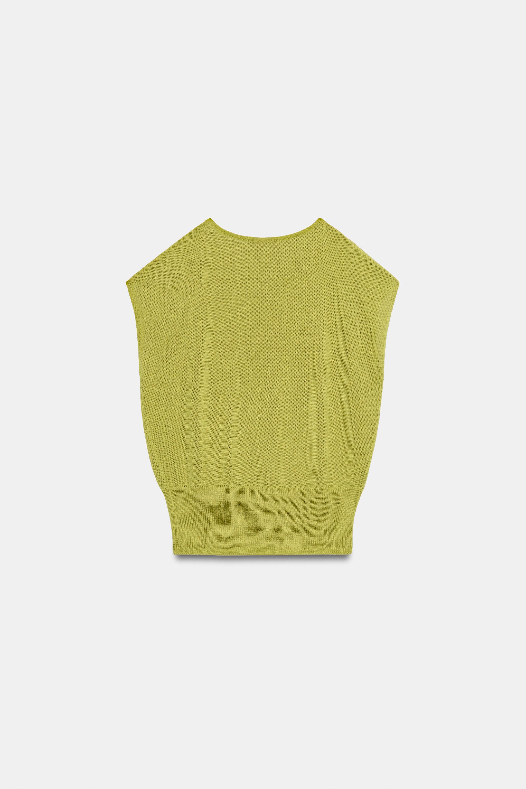 TRIM KNIT TOP